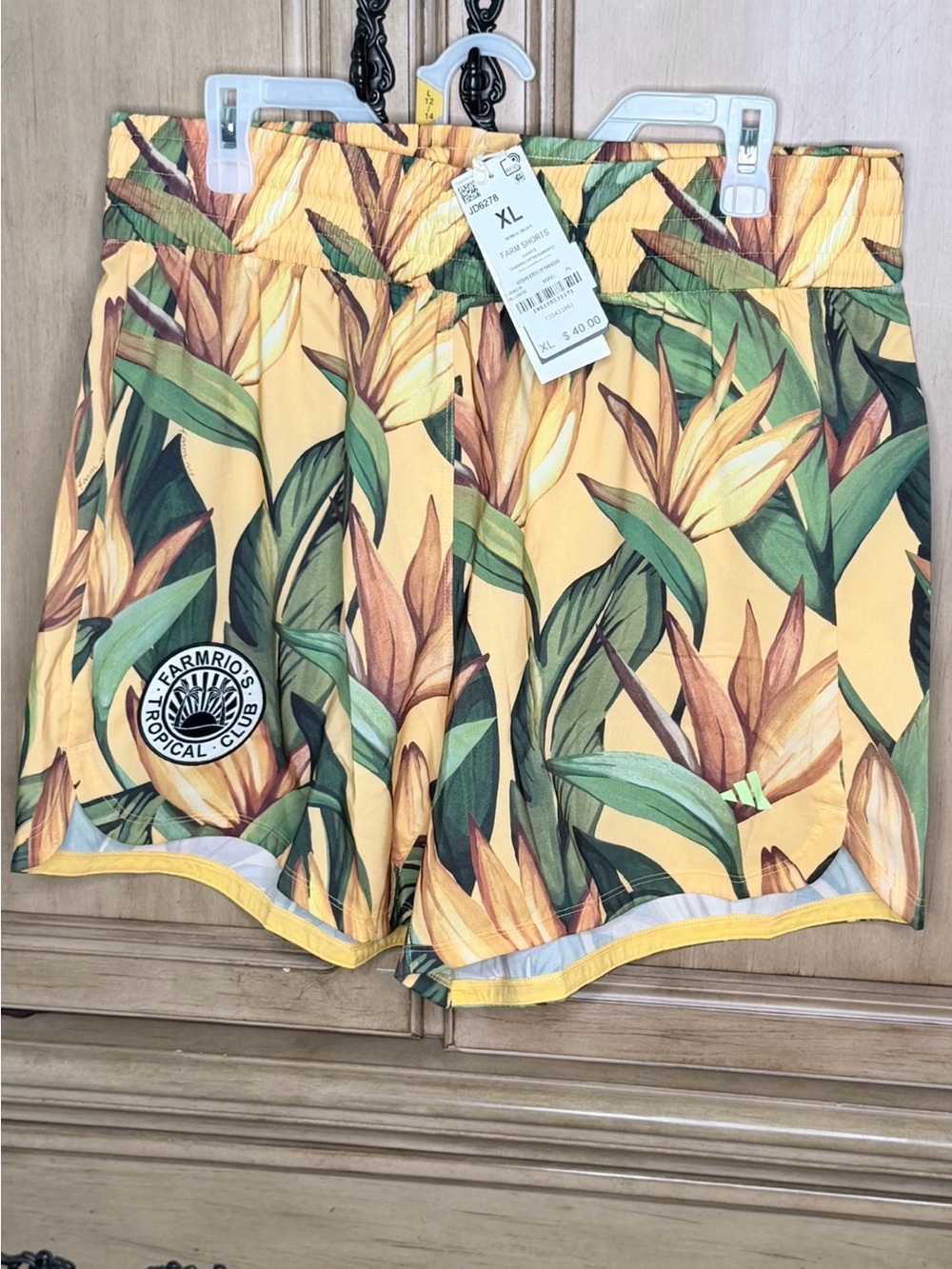 Adidas x FarmRio Birds Of Paradise Semi Spark Short - Picture 9 of 10